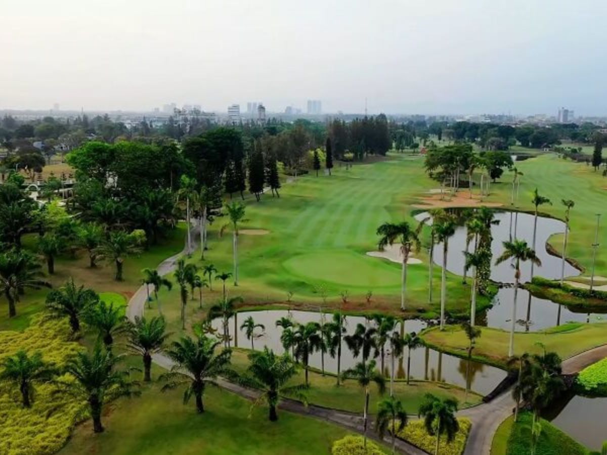 What is a Good Score in Golf for 18 Holes? Factors Affecting Golf Score and Improving Tips! What is a Good Score in Golf for 18 Holes?