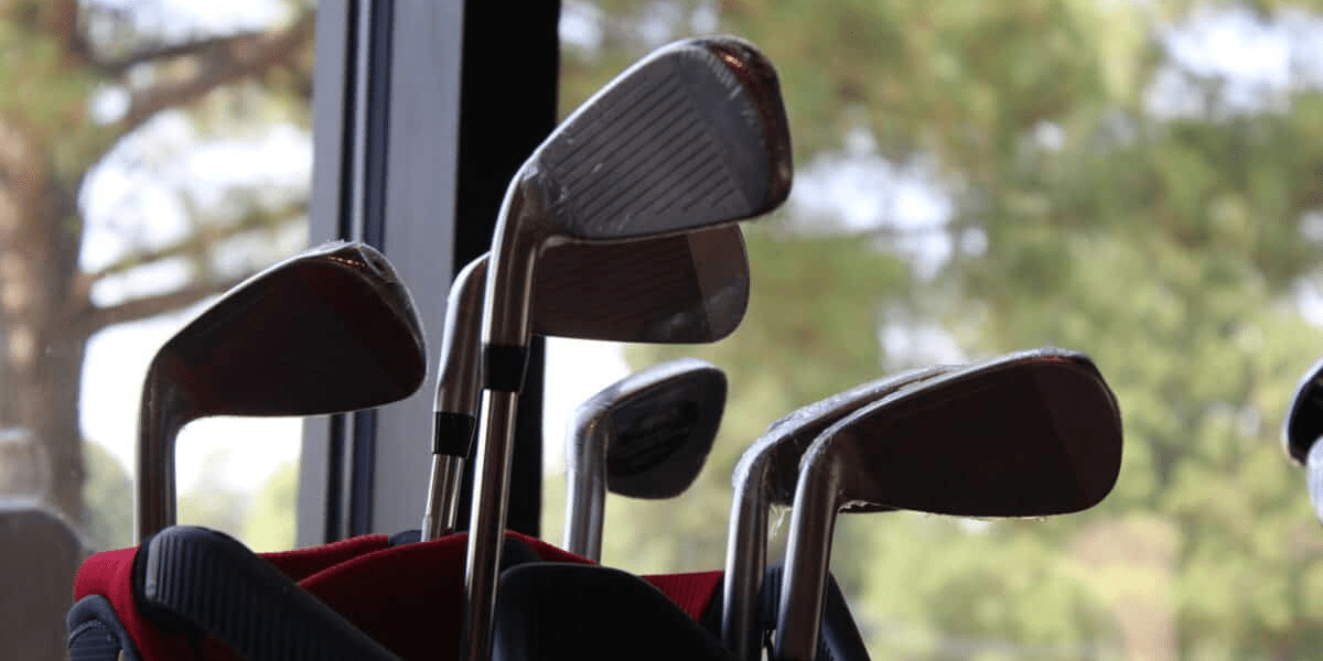 How many Golf Clubs can you carry in your bag? How many Golf Clubs can you carry in your bag?