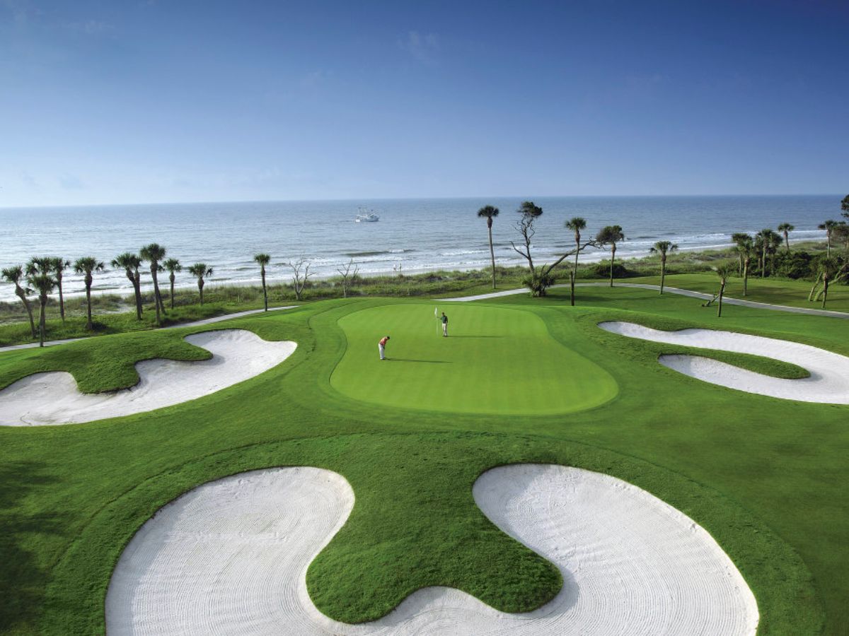 Best Golf Courses in South Carolina: Locations, Designs and Course Highlights Information!