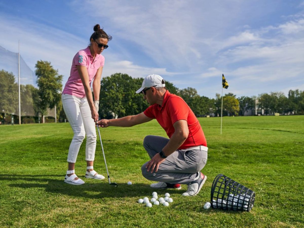 how to become a professional golfer