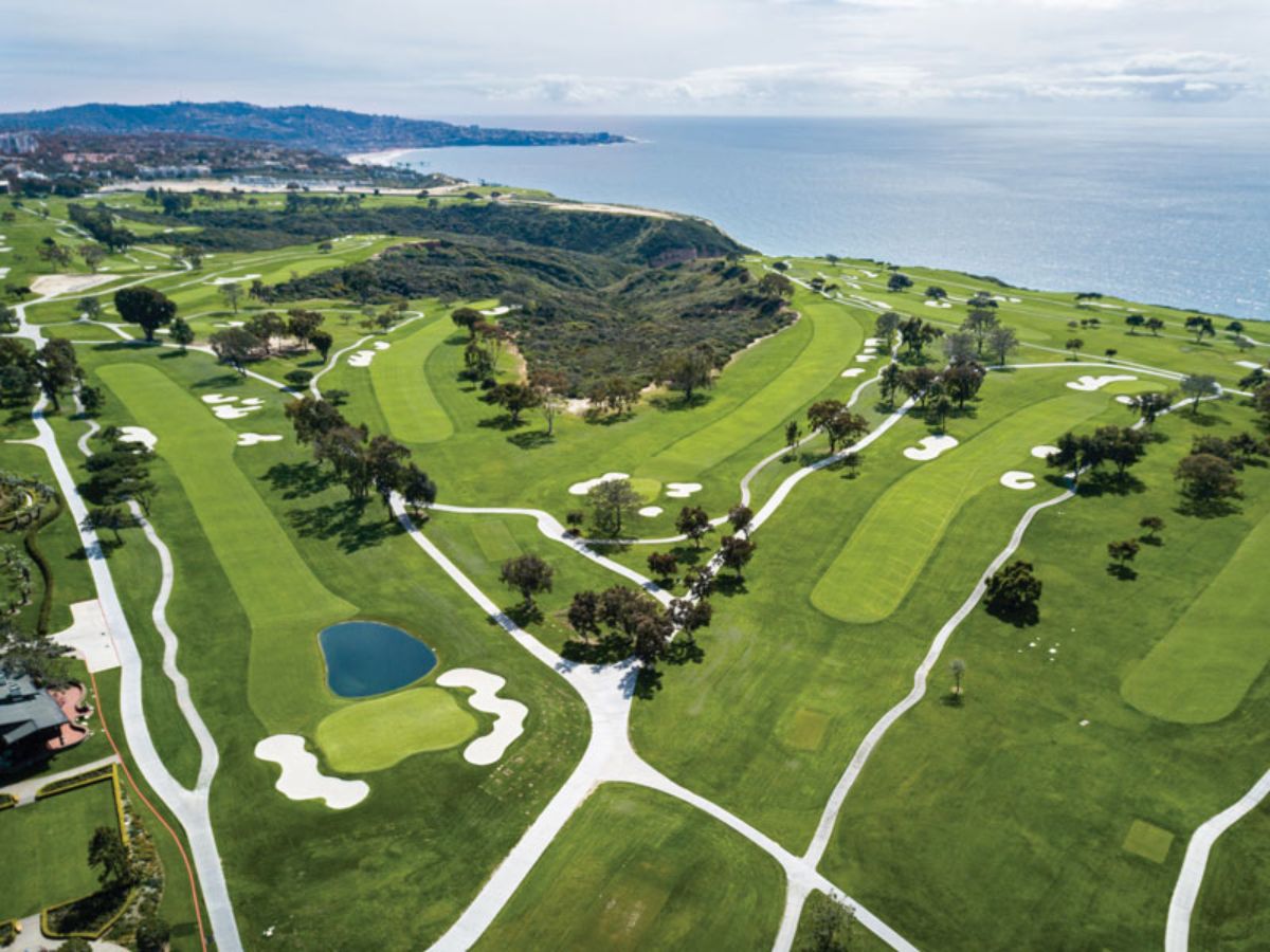 Discover Torrey Pines Golf Course: Location, History, Prestige, Greens Fees and Expenses