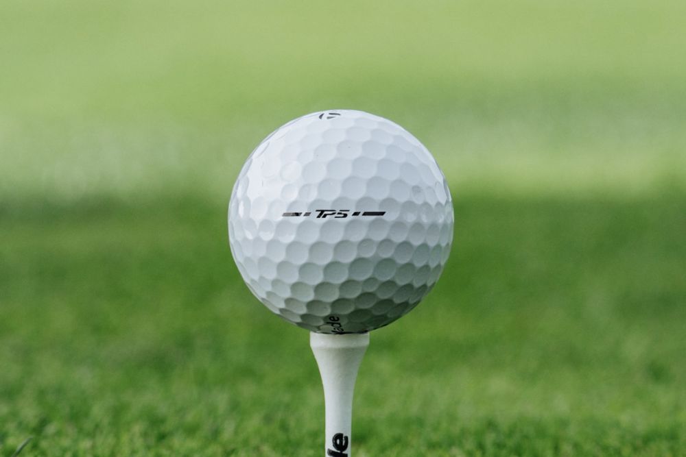 What Other Golf Ball is Closely Similar to TP5X? A Close Look to Similar Golf Balls to the TP5x!